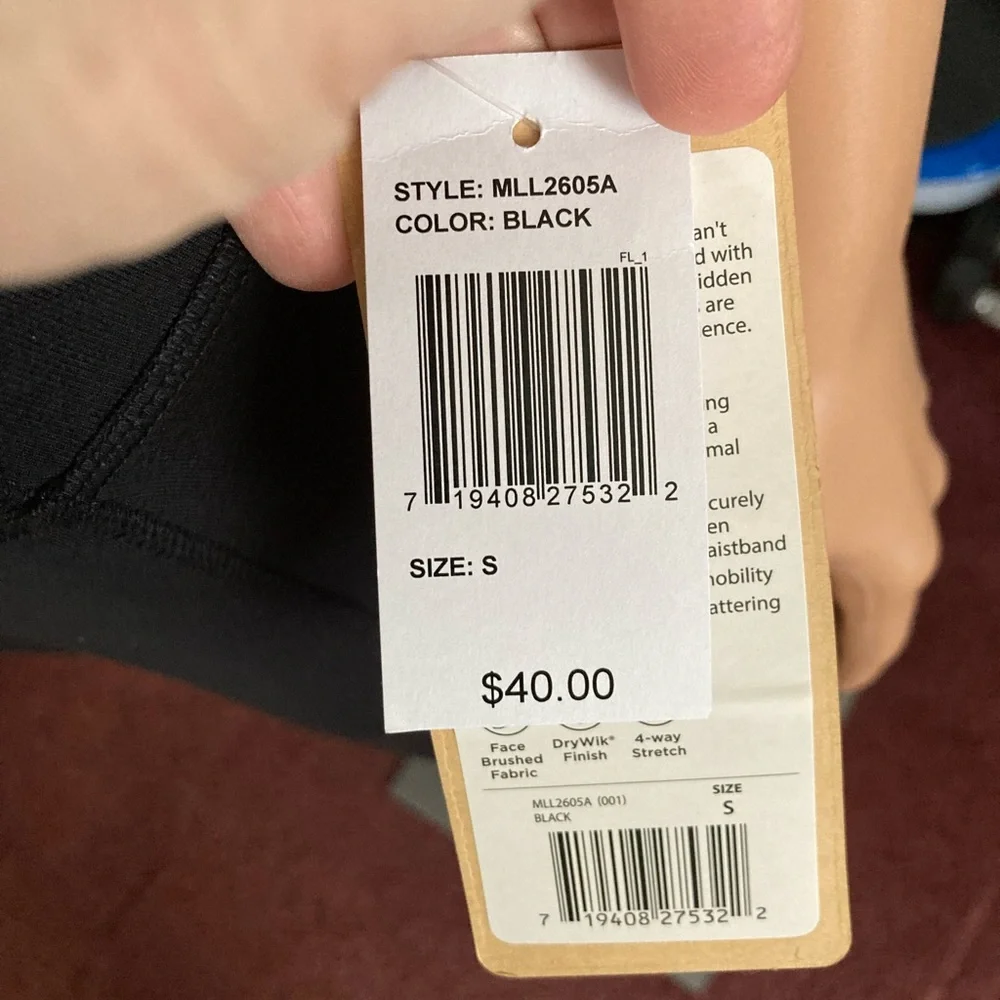Marika Ankle Crop Workout Pants NEW WITH TAGS